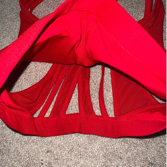 New Fabletics Faye High Impact Sports Bra Heated Red size M - Picture 7 of 8